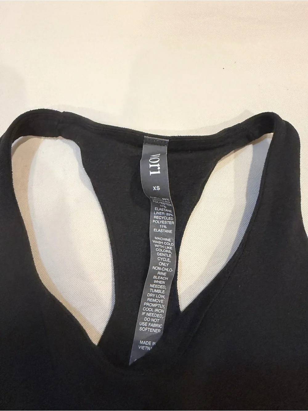 Vuori Performance Tank Top - Picture 4 of 4